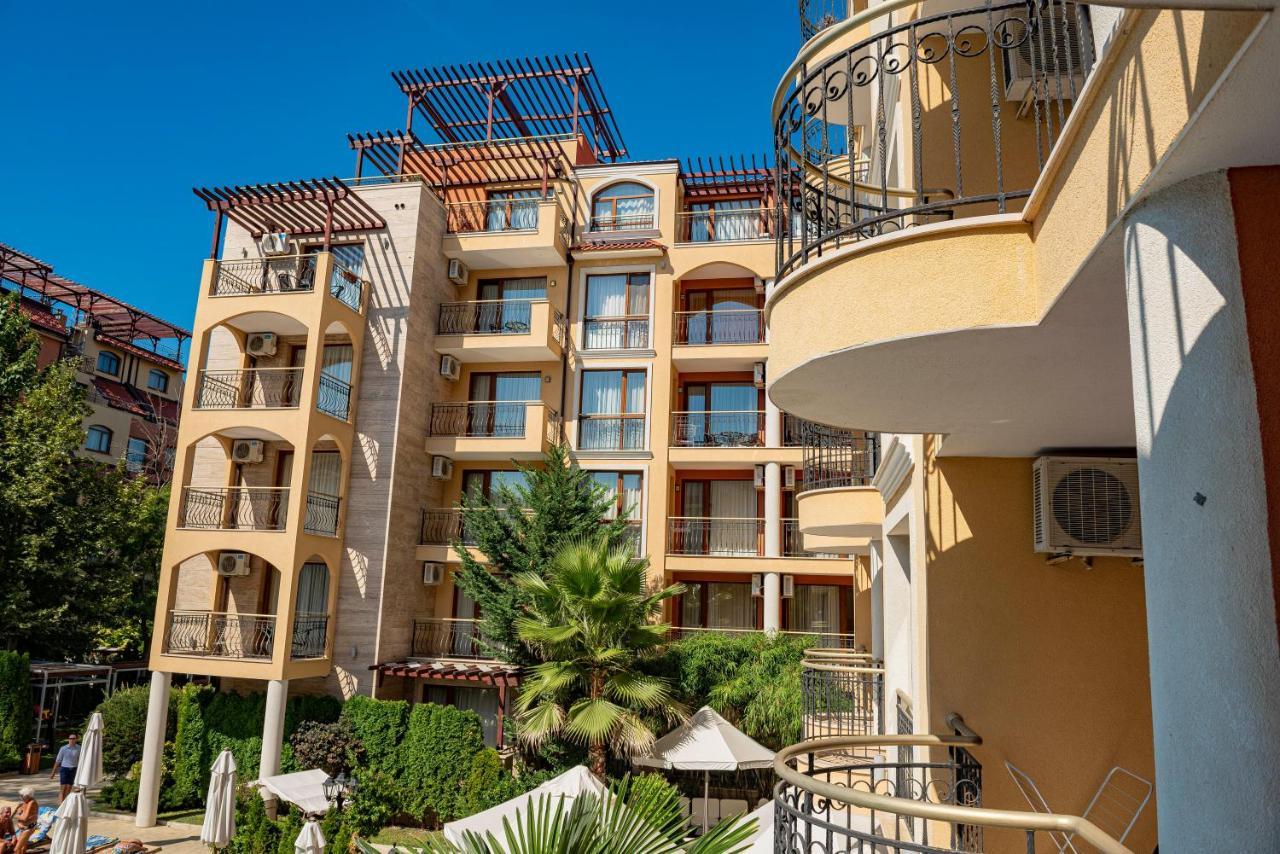 Menada Harmony Suites Apartments 阳光海滩 外观 照片