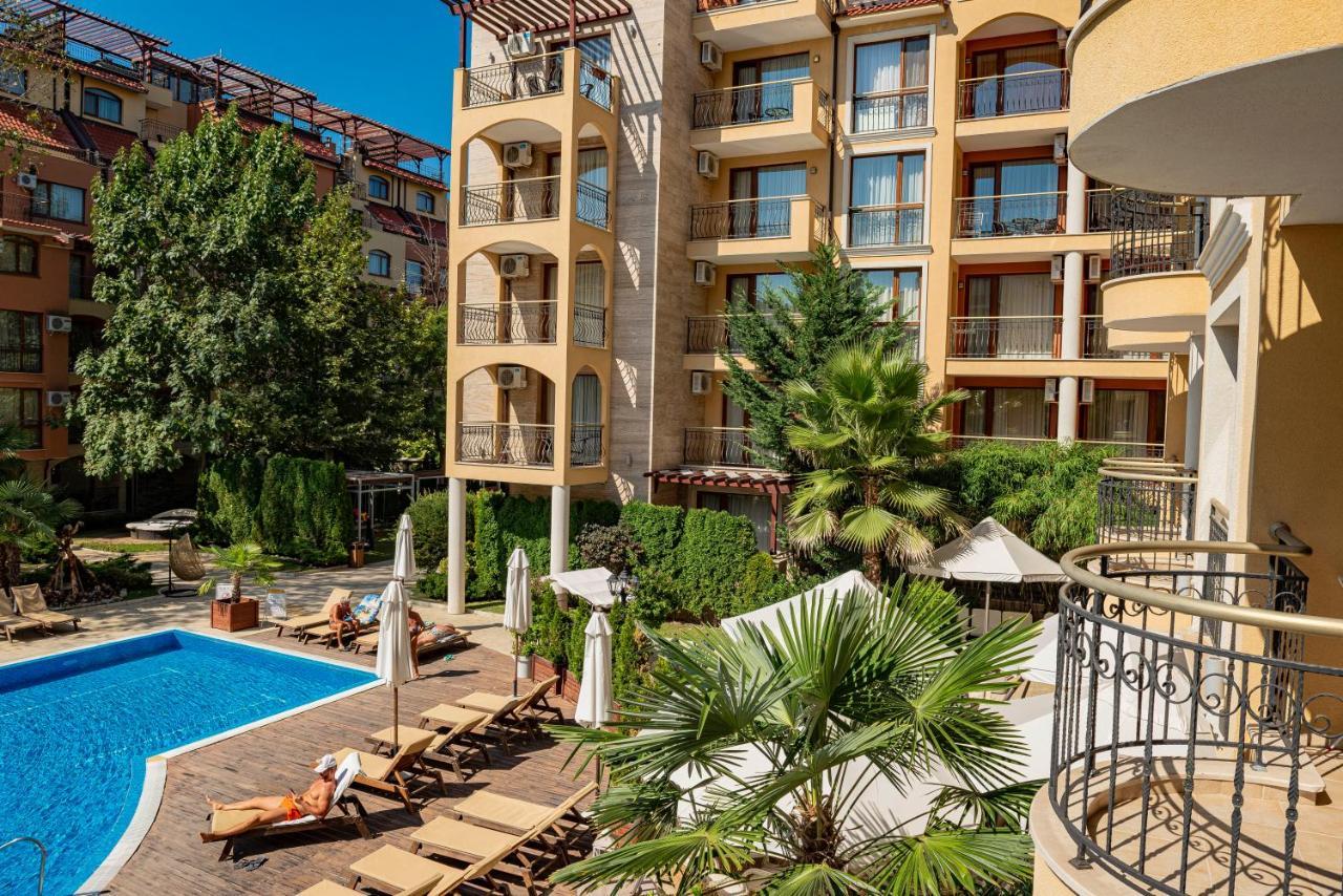 Menada Harmony Suites Apartments 阳光海滩 外观 照片