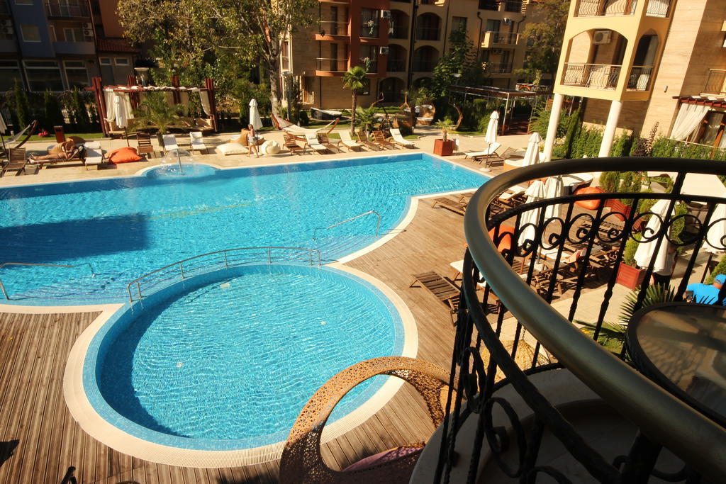 Menada Harmony Suites Apartments 阳光海滩 外观 照片