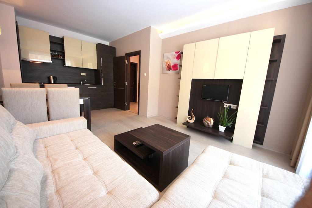 Menada Harmony Suites Apartments 阳光海滩 客房 照片