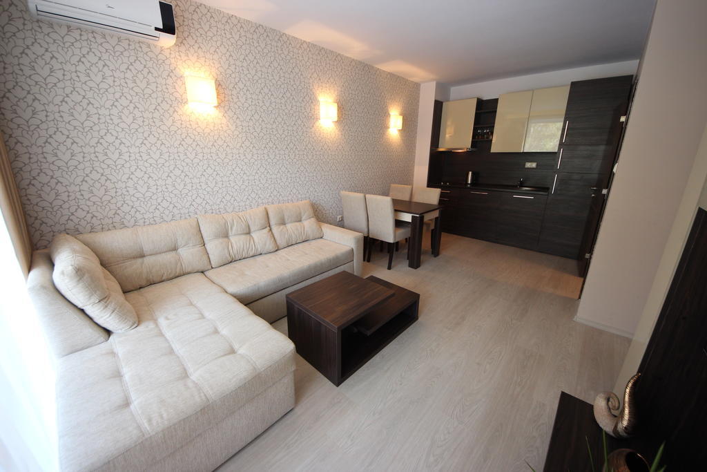Menada Harmony Suites Apartments 阳光海滩 客房 照片