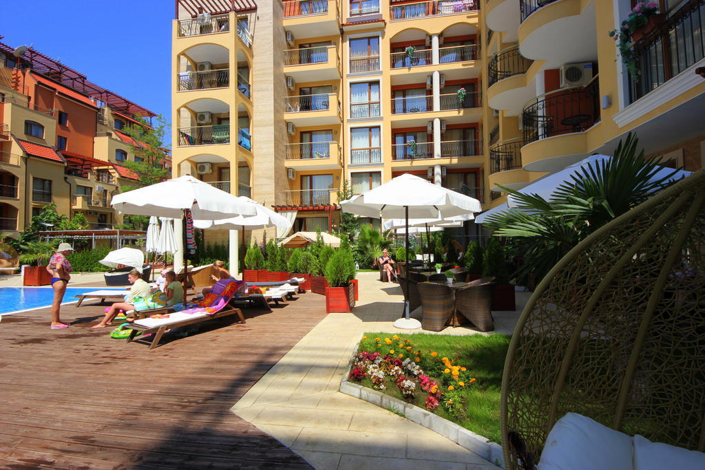 Menada Harmony Suites Apartments 阳光海滩 外观 照片